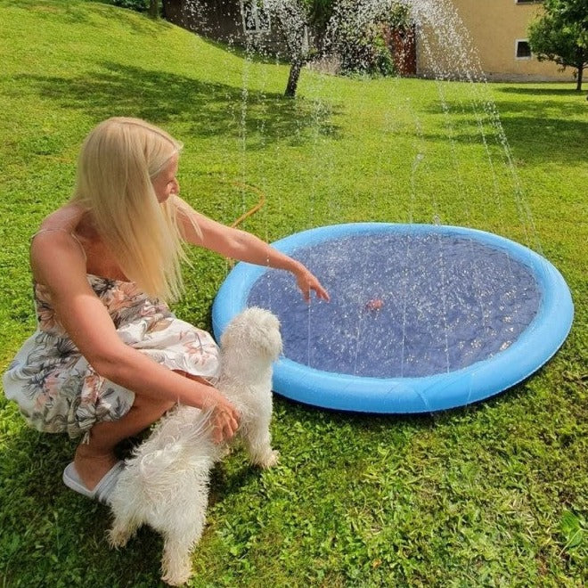 Dog Aqua™ | Forfriskende vandsprinkler til aktive hunde